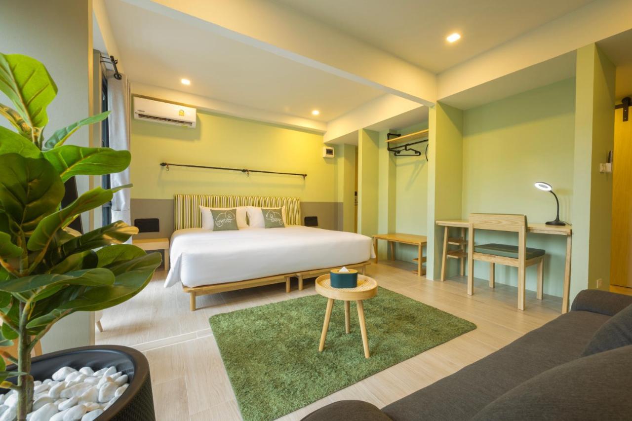 Chamemon Bed Phuket Town Hotel Exterior photo
