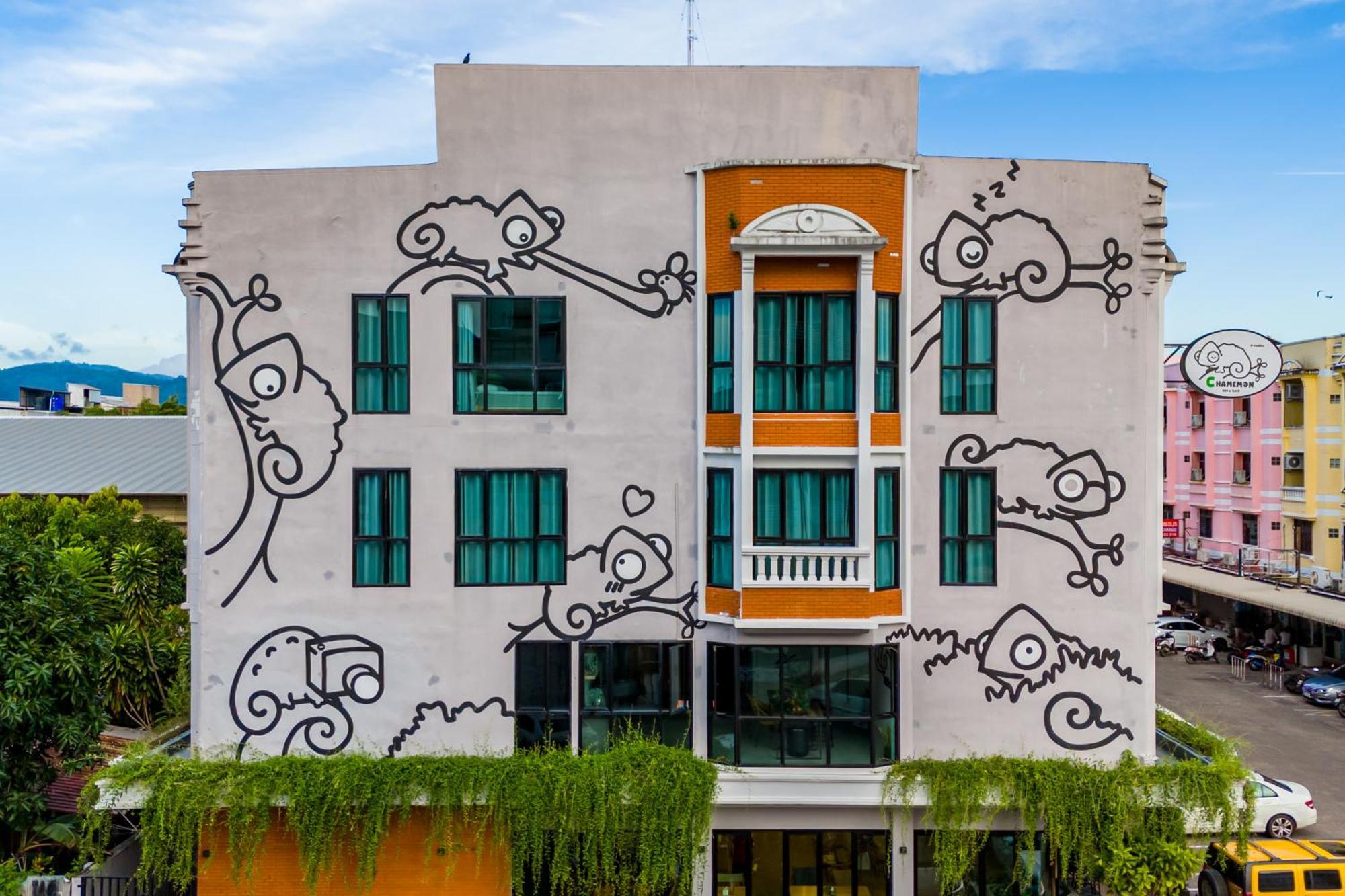 Chamemon Bed Phuket Town Hotel Exterior photo