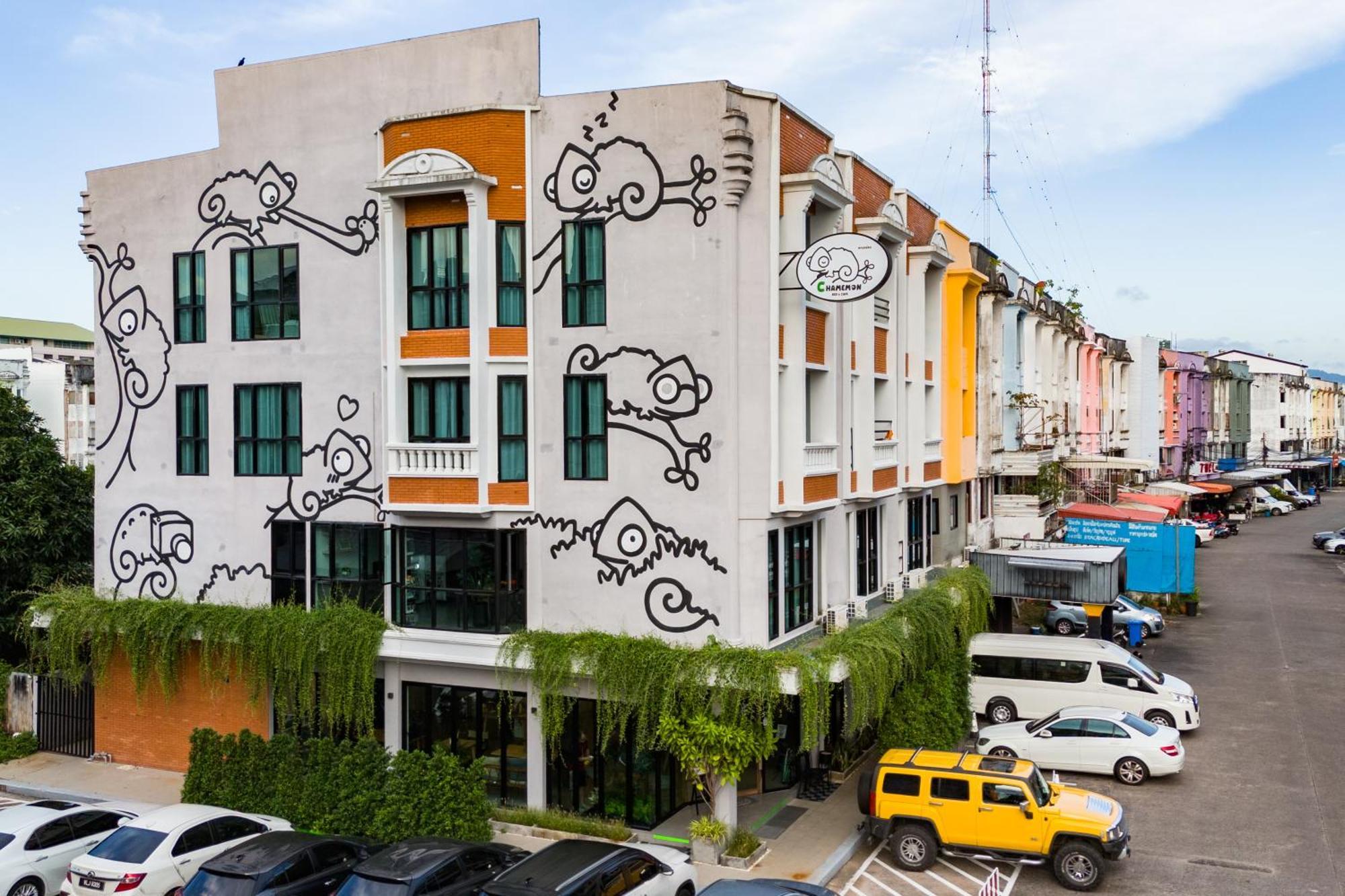 Chamemon Bed Phuket Town Hotel Exterior photo